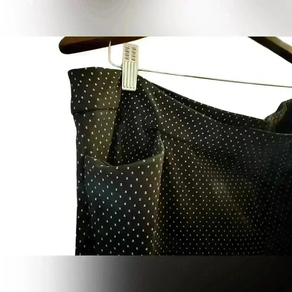 Size 2X Plus Size Pull-on pant in Black with White Polka dots - Picture 6 of 13